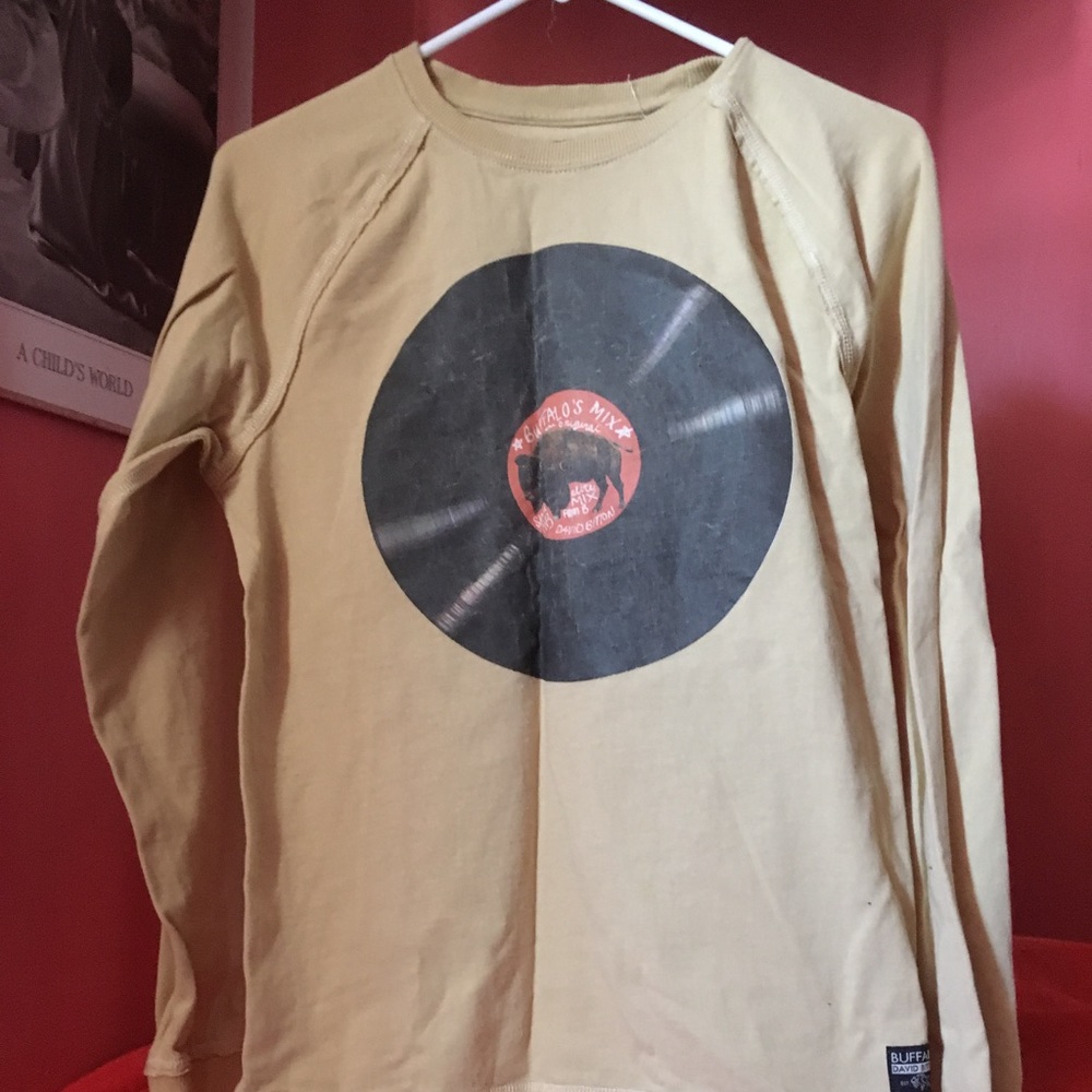 Buffalo boy's L. NWT.